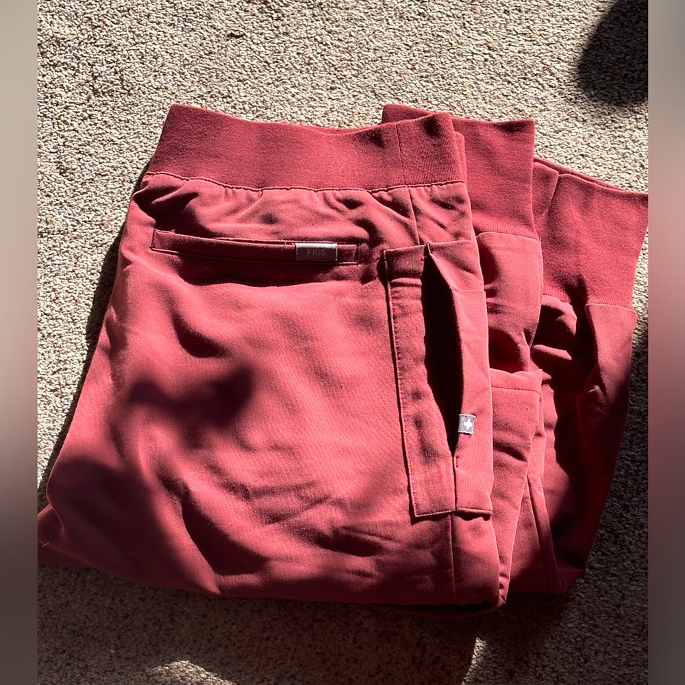 FIGS Size L Tall Women’s high waisted Nepal jogger